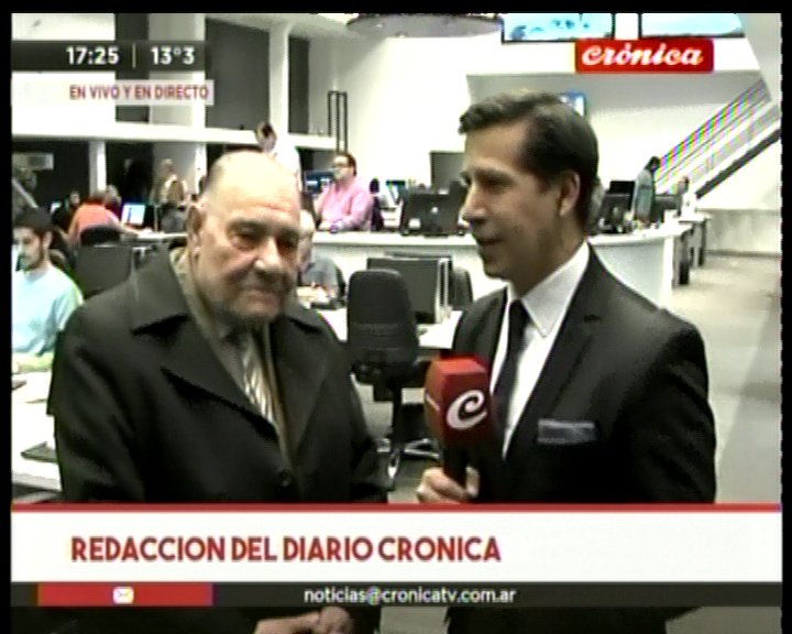 CronicaTV's tweet photo. #DesdeLaRedacción | #DiSandro nos regala toda su experiencia!!! https://t.co/DaAxlbln7t