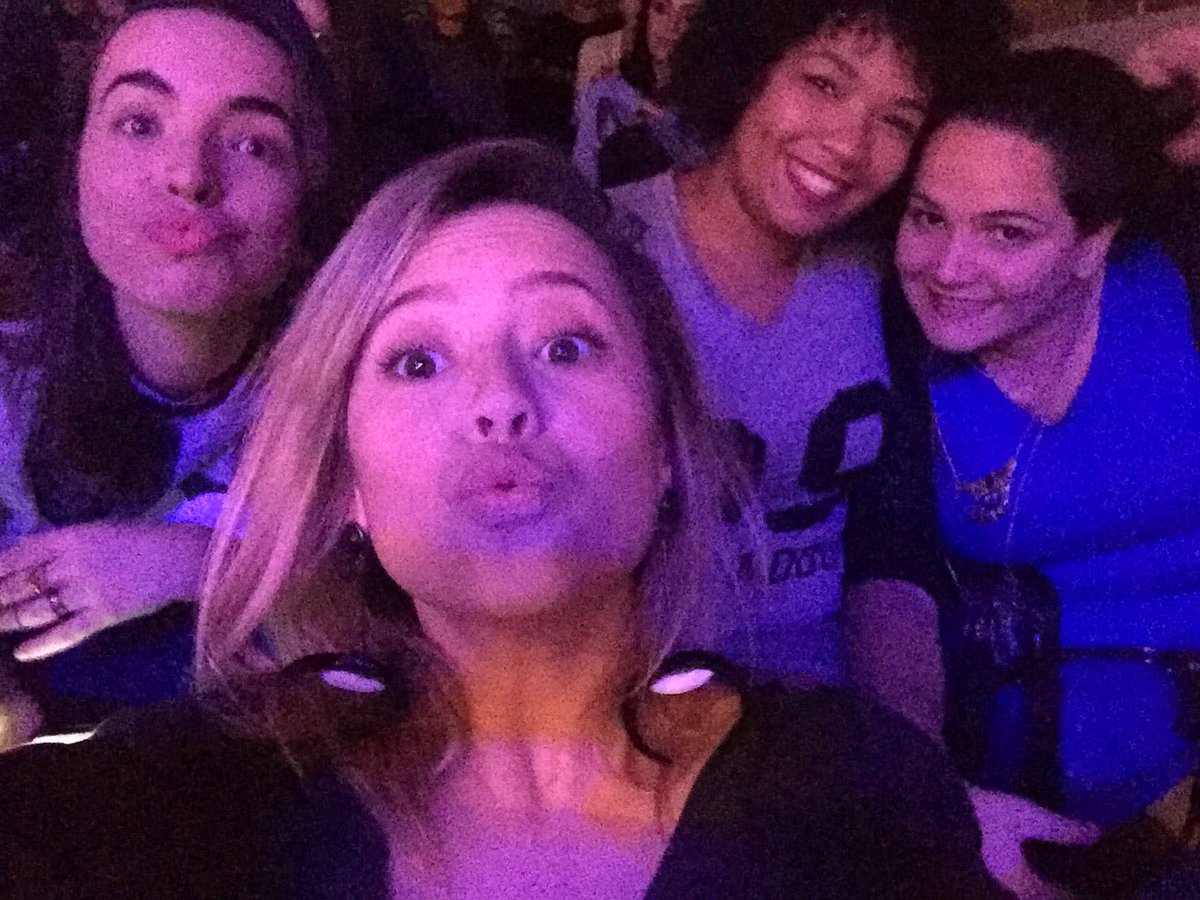 _jessicalobo's tweet photo. TAMO CURTINDO!!! #BossainJazz https://t.co/N1C0Tle2m4