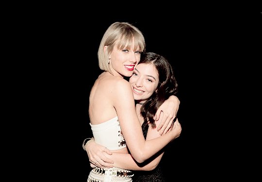 hot or not tweet media