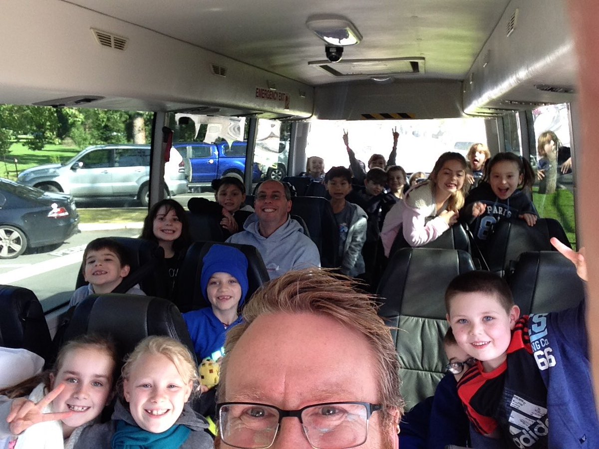 killatilla74's tweet image. Before and after our #ZooSnooze @gglps @4_5TDGGLPS. Can you tell which is which? #tiredvsexcited