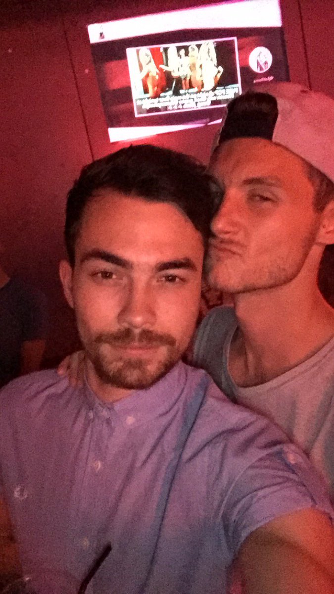 JustOurSharon's tweet photo. The brothers out! #comegethimboys @msg_jacob https://t.co/kYO9vZsktz