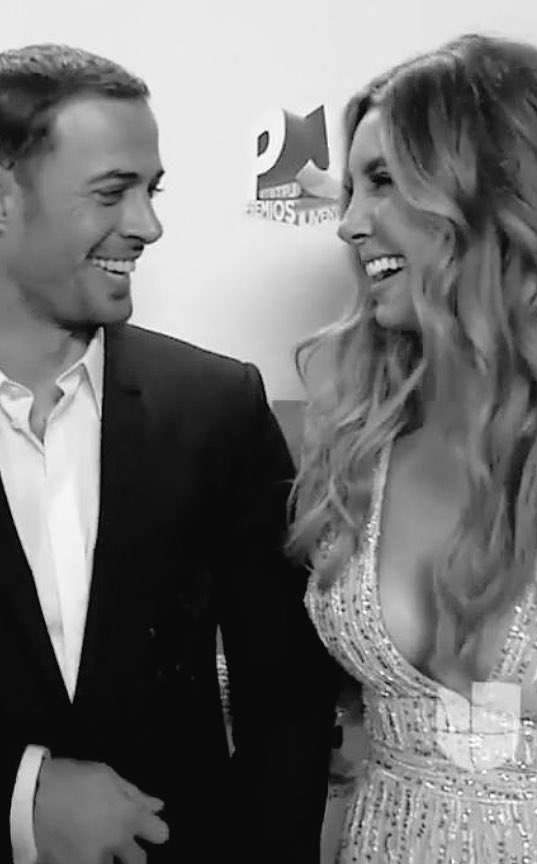 anneavlis3's tweet photo. Cuando los hechos hablam,las palabras sobran @Elygutierrez19 @willylevy29 Divinos😍😍❤ https://t.co/vS6UOsCWtM