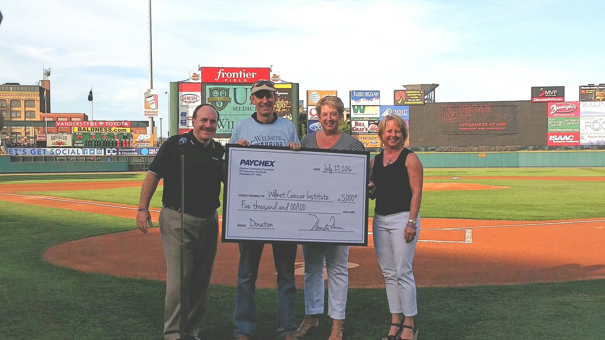 Thanks <a href="/Paychex/">Paychex</a> for supporting #cancersurvivors! Glad to be w/ you &amp; <a href="/RocRedWings/">Rochester Red Wings</a>  tonight! <a href="/DrJFriedberg/">Jonathan Friedberg</a>