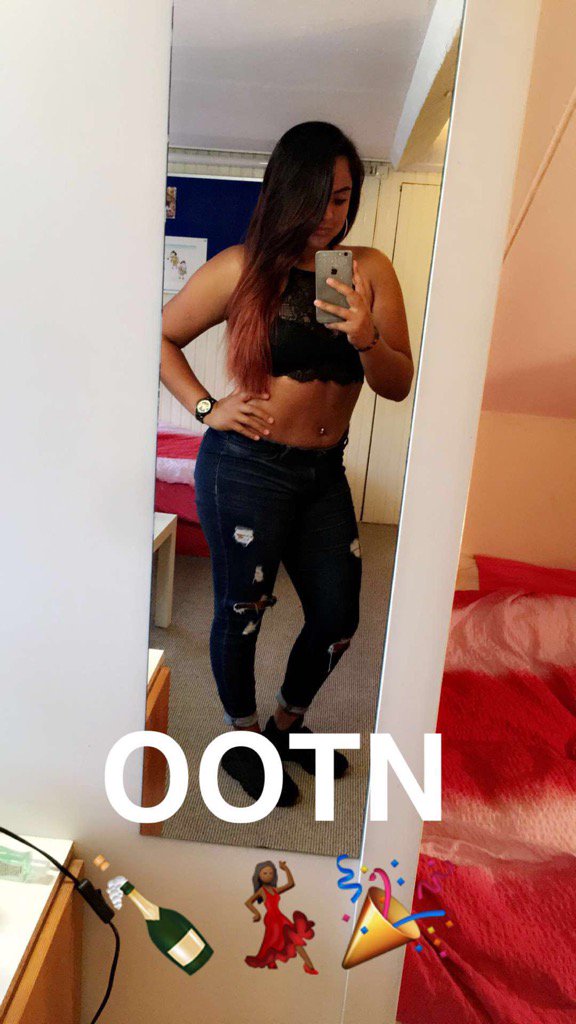 fnfinau_'s tweet photo. #OOFN💃🏾✨🎉😘 https://t.co/k1iYU4AN3n