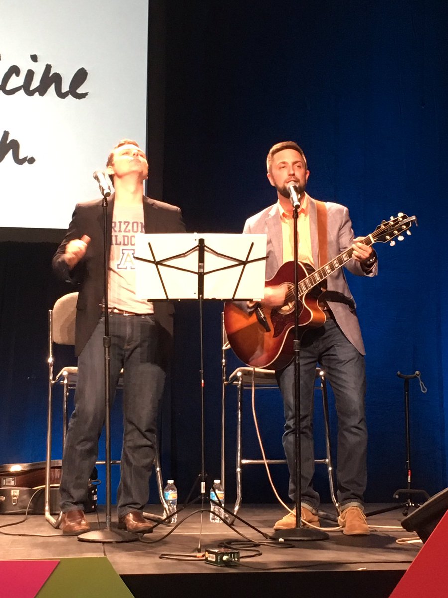 EBrettDailyMD's tweet image. Shuffling papers. Best song I have ever heard #AAFPNC @billdabbs @SteveBrownMD