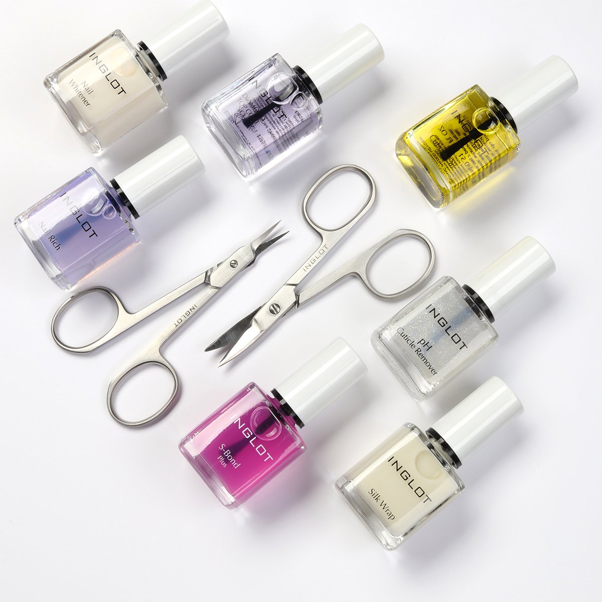 Lucir unas uñas arregladas también forman parte de una buena carta de presentación! 💅