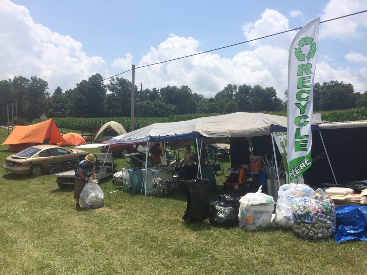 ZeroWaste_EP's tweet image. @Rootwire_Fest #sustainable #music and #art #festival we're headed toward #zerowaste check us out!