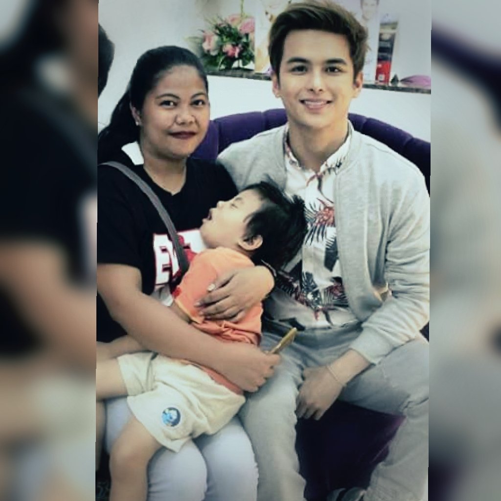 AnneFuensalida's tweet photo. Hi @teejaymarquez ang tagal kong hinintay to.maraming taon din.finally na meet nadin kita.
#superHappy
#ProudOfYou https://t.co/QMGqlpqaJB