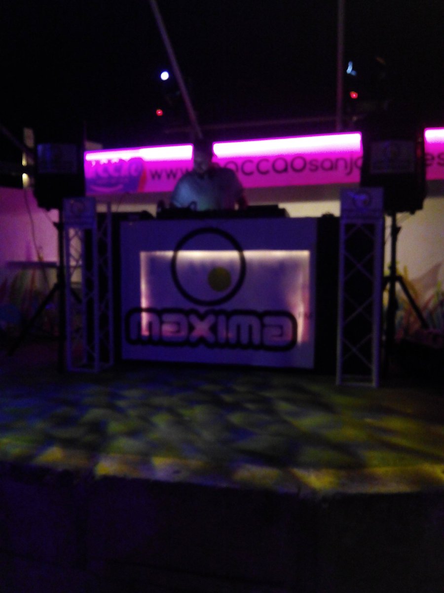 LOS40Dance_RM's tweet photo. Aterrizando en @MACCAO_FLYER @JoseAMdeejay @Arturograo1 @mucho_max @Maxima51Chart @maximafm_radio https://t.co/1CBFTmTpyX