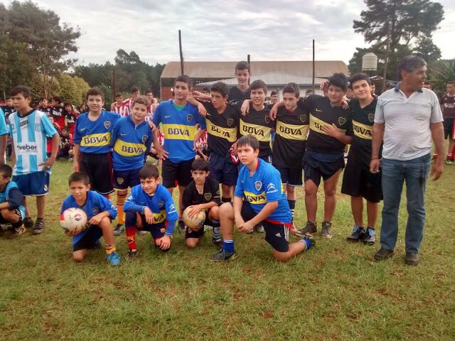 BocaFundacion's tweet photo. #JugandoEsMejor | #Boca acompañó a @TyCSports a #Garuhapé para lanzar un proyecto de #inclusión social. https://t.co/IJYhm35Mhj