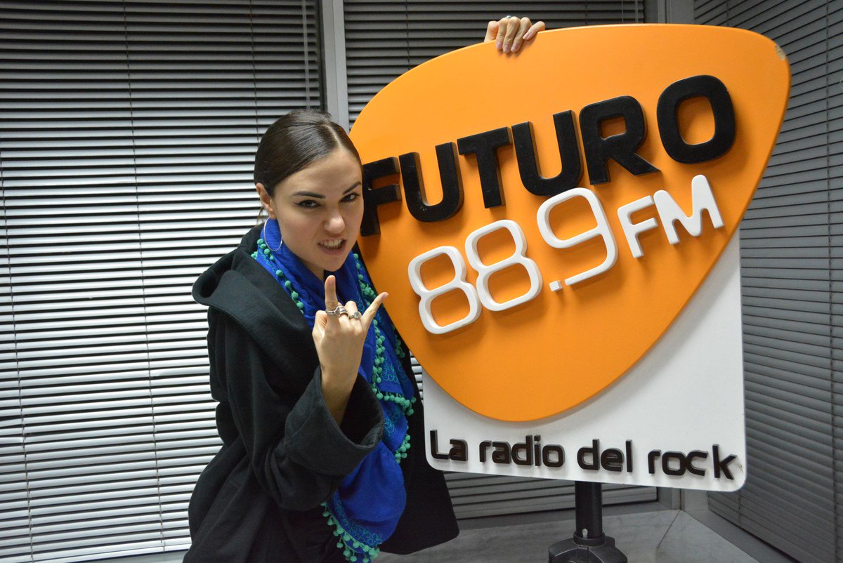 futurofm's tweet photo. La mejor amiga del Tío Futuro, Sasha Grey https://t.co/kHcc7fUb7n https://t.co/iNDs8GFUll