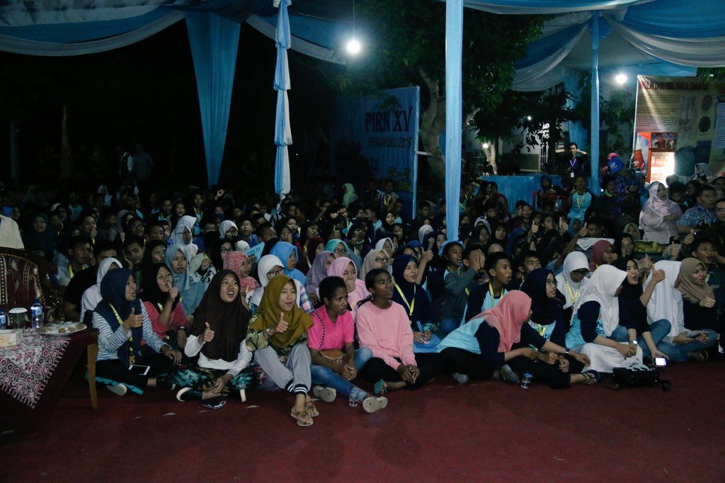mediacenterBKL's tweet photo. Malam penutupan #PIRN2016 @pirnlipi. Smg memiliki kontribusi yg signifikan bagi Prov. Bengkulu. Amin. @lipiindonesia https://t.co/NIul30xgdX