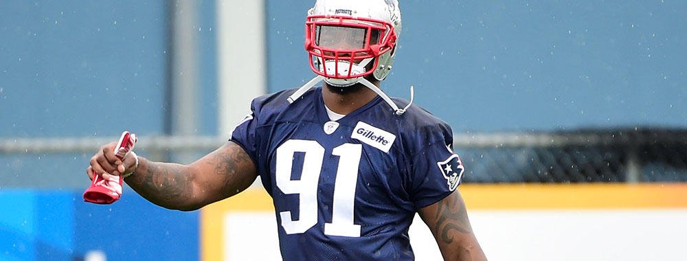 Patriots's tweet photo. Talking with Collins &amp; Bennett and more notes from Day 2: https://t.co/hAXyu5GO6b https://t.co/xx0E6k7tHy