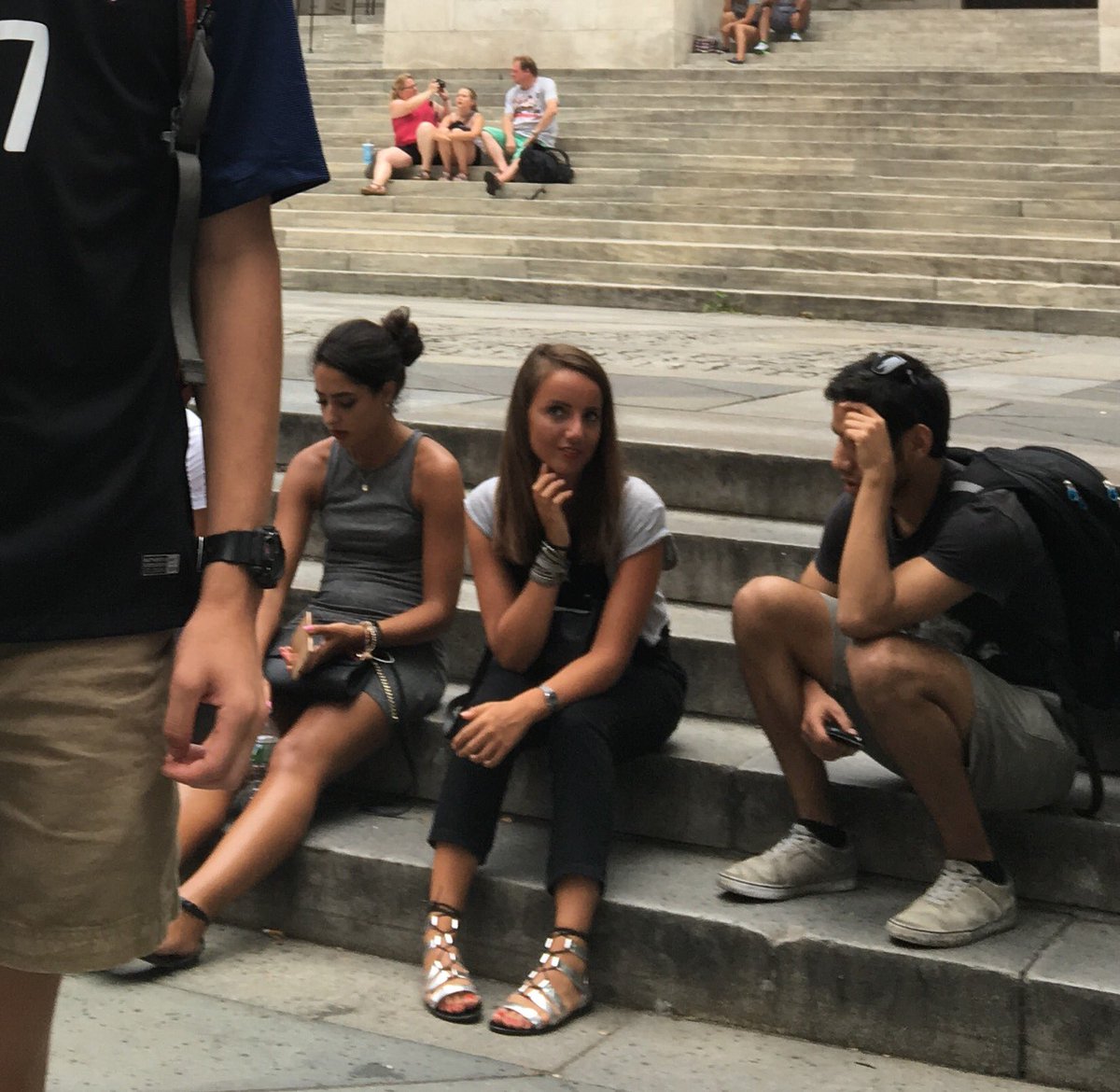 nicweb3's tweet photo. When the ladies won't give you a break... https://t.co/wVuAaayGIS