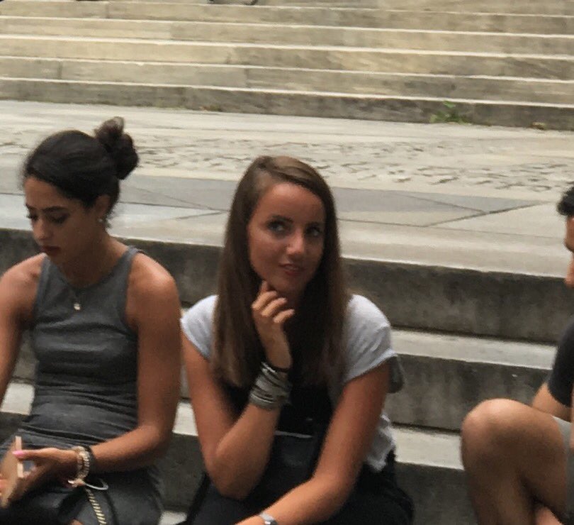 nicweb3's tweet photo. When the ladies won't give you a break... https://t.co/wVuAaayGIS