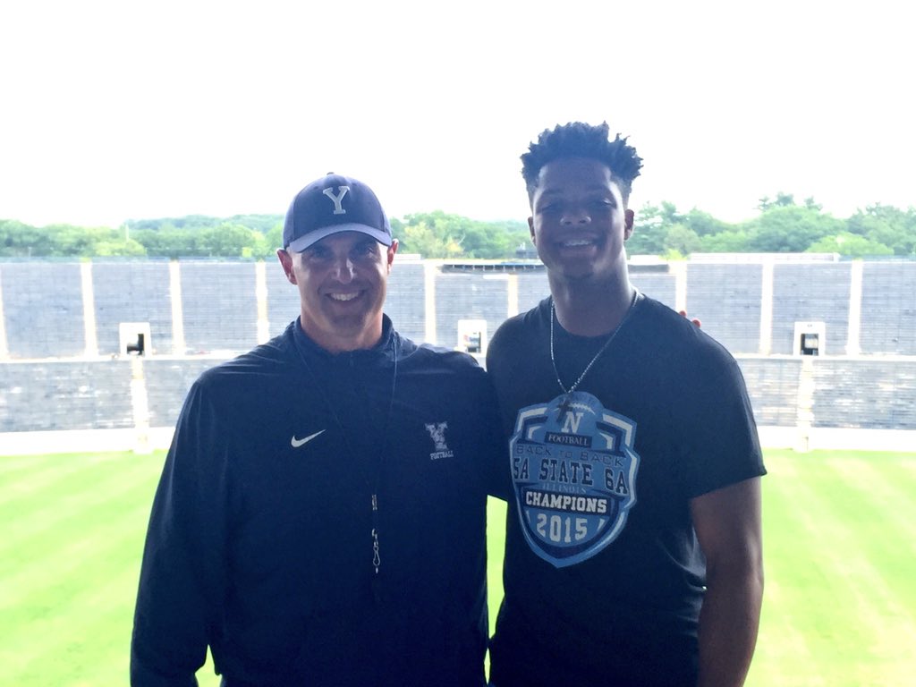 ChrisSampleton's tweet photo. God is good! Blessed to officially commit to Yale University! #ROLLDOGS🐶 https://t.co/QHNcvbATJN