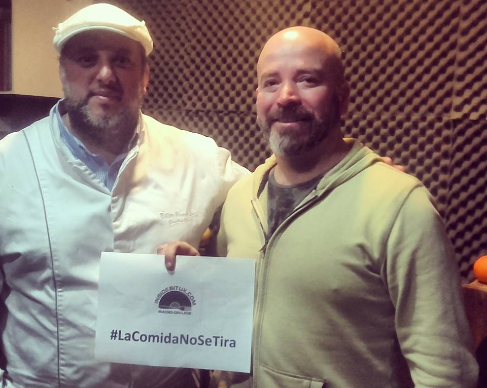 insidebituk's tweet photo. #cincuentaprogramas Javier Blanco...amigo fundador de El Plato del Coyote
y @poncedeleonchef #Lacomidanosetira https://t.co/akrEWe2lSZ
