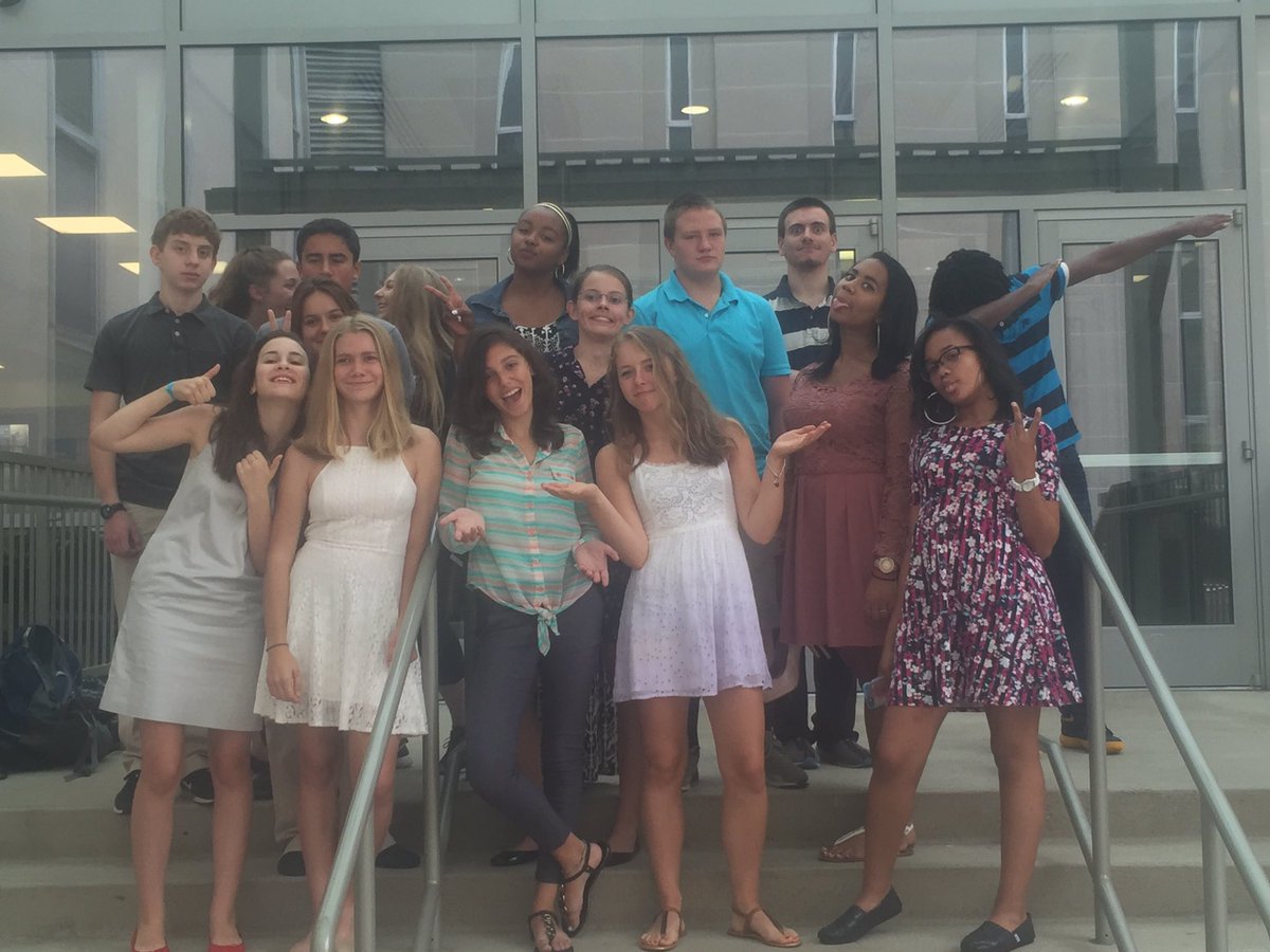 legg_alison's tweet photo. Blown away by the GENE TEAM! #highschoolscientists #Pitt https://t.co/rjk0ucUbsg