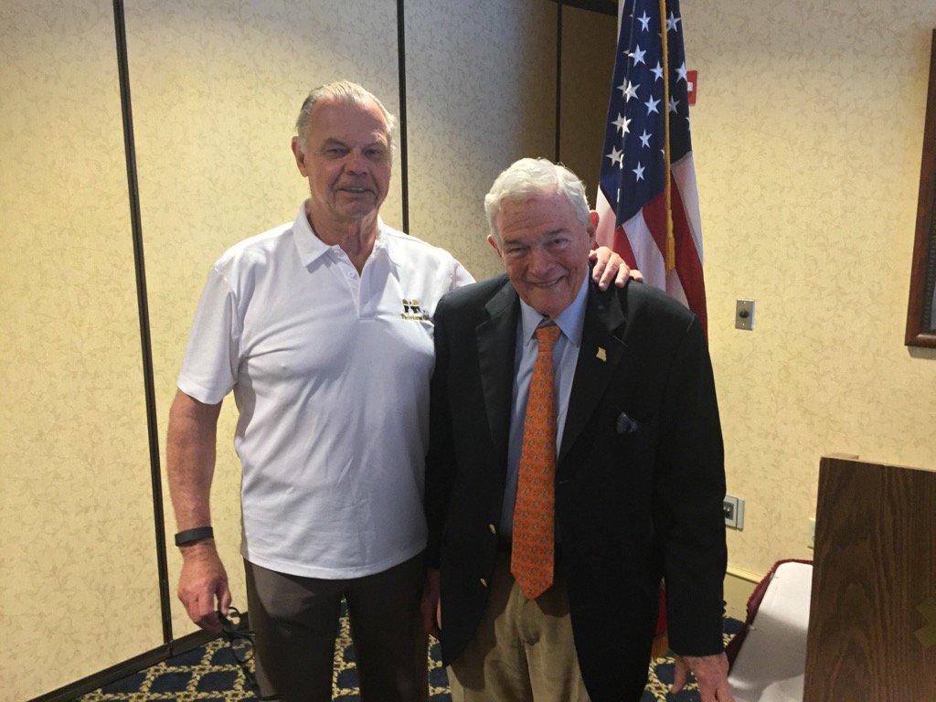 Tonight Sen Kit Bond joins us!  Here he is with a <a href="/mopachyderms/">Missouri Pachyderms</a> founder Sandy McLean!