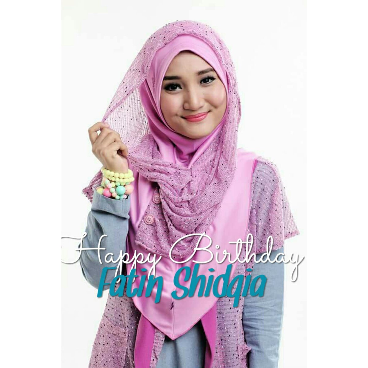 SonyMusicID's tweet photo. Happy birthday @FatinSL semoga selalu memberikan karya yang terbaik untuk musik Indonesia #HBD20thFATIN https://t.co/fqBYngtxUO