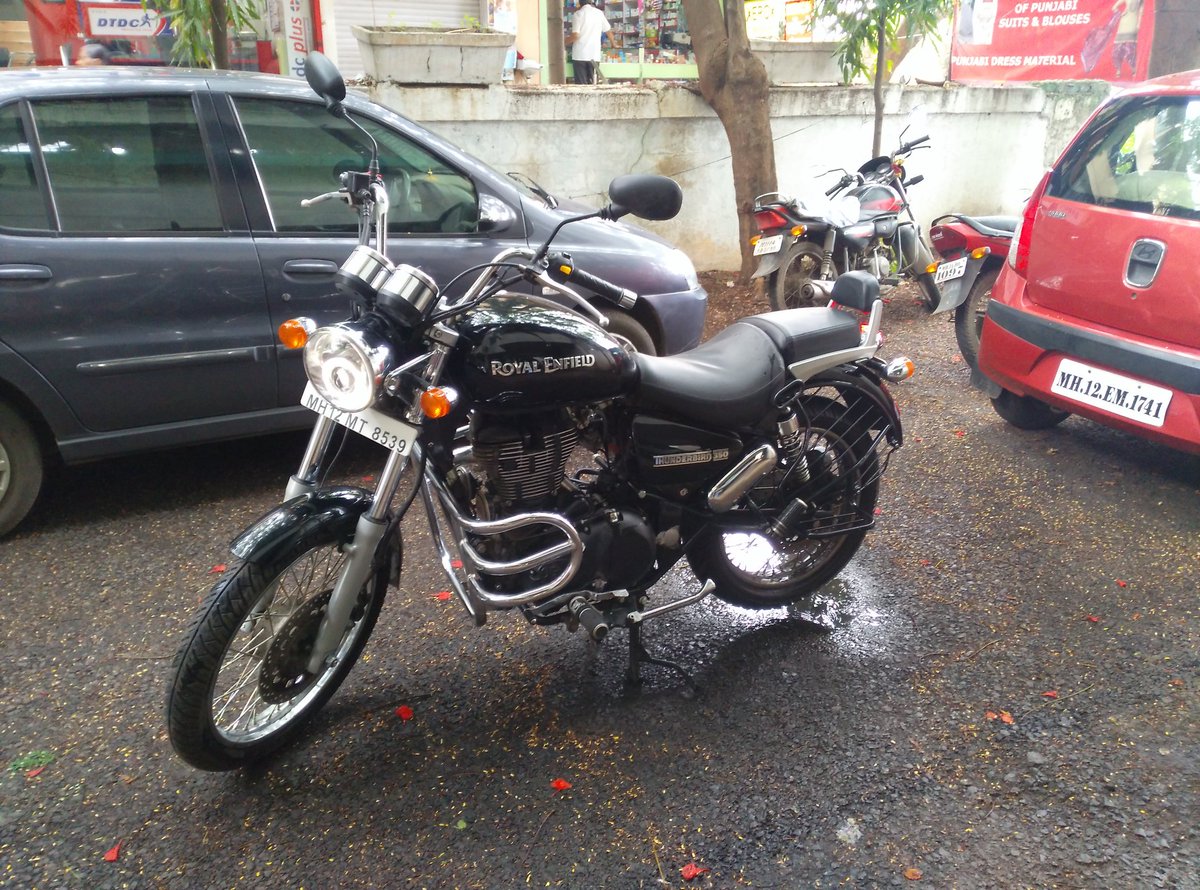 utkarsshhh's tweet photo. #WeekendSatisfaction got up early only to clean my bike! https://t.co/reFH9J27QB