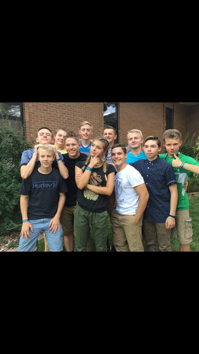 karleefuckinana's tweet photo. I don't care what anyone says this group of boys have changed my life forever #EFY2016 https://t.co/F896eIHkmM