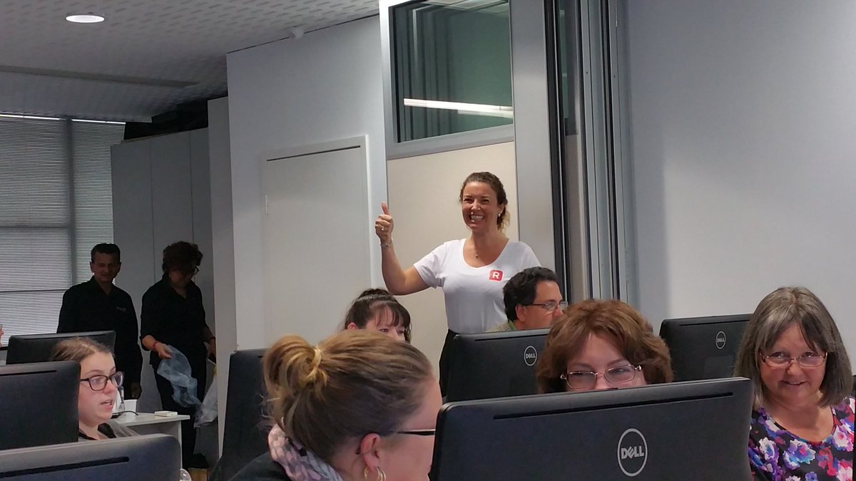 WAReckonAP's tweet photo. @louisefmarshall @hellier_andrew @ReckonHQ 
Louise Marshall gives R1 certification in WA the thumbs up.  Great day. https://t.co/exgQaJFKO8