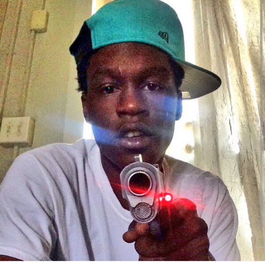 OBNLilStank_'s tweet photo. Dammm Broskii This World Fucked Up💯😥🙏#KodakBringThatNoise💣 https://t.co/GzEYGzJO3f