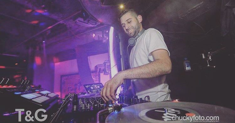 DJcity's tweet photo. Atlanta’s @DJEU drops #FridayFixMix https://t.co/oIZegui3PU https://t.co/nqbdDYB6Ad
