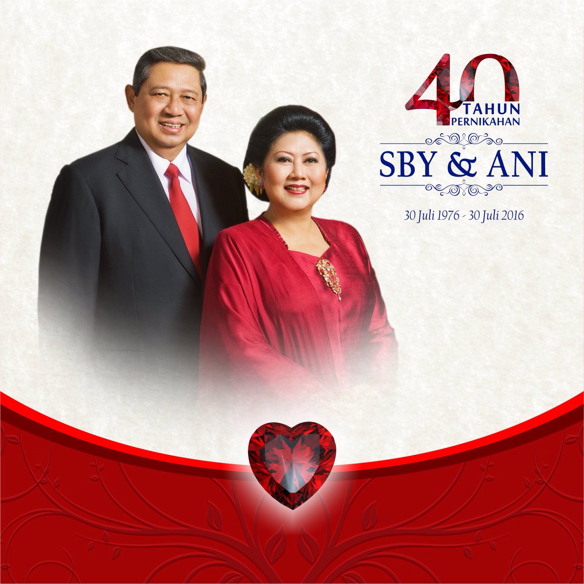 SBYudhoyono's tweet photo. Alhamdulillah hari ini, 30 Juli 2016, SBY dan Ibu Ani memperingati 40 tahun pernikahan. #40thnSBYAni https://t.co/DeU4CdbPkd