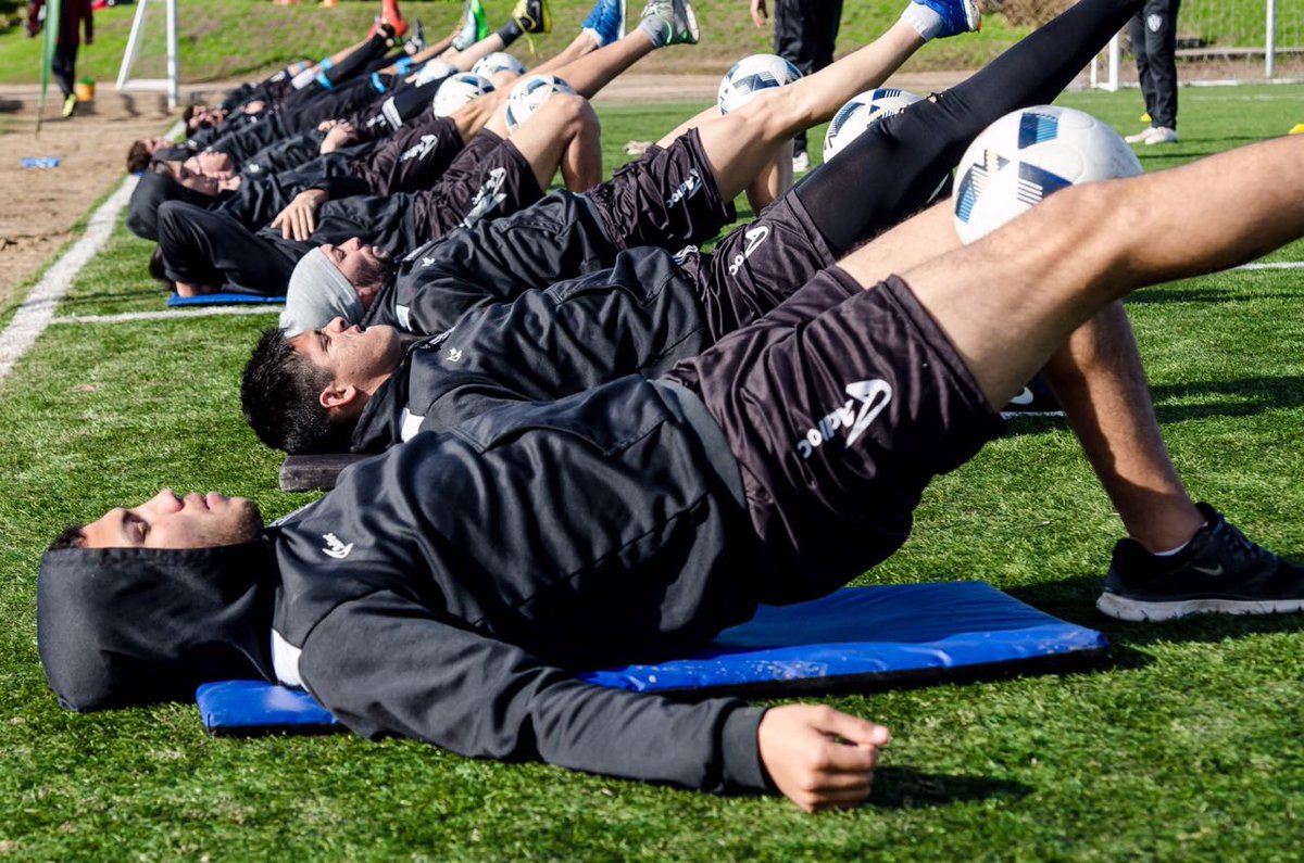cacc_sde's tweet photo. #PRETEMPORADA en este viernes el plantel ferroviario continúo trabajando para estar bien en lo fisico y táctico https://t.co/y0576NO9c1