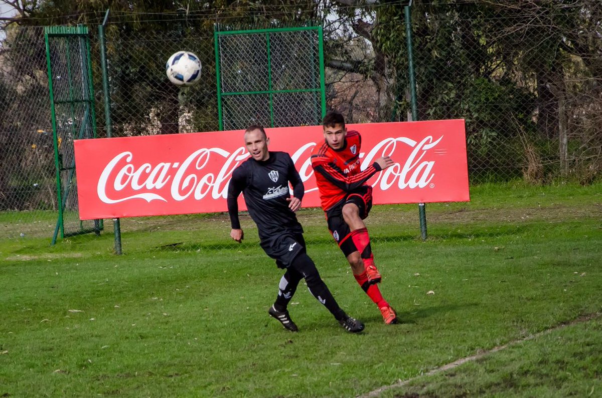 cacc_sde's tweet photo. #PRETEMPORADA imágenes del partido amistoso ante la reserva de #RiverPlate  el jueves pasado en el predio de ezeiza https://t.co/BKN2U4enRD