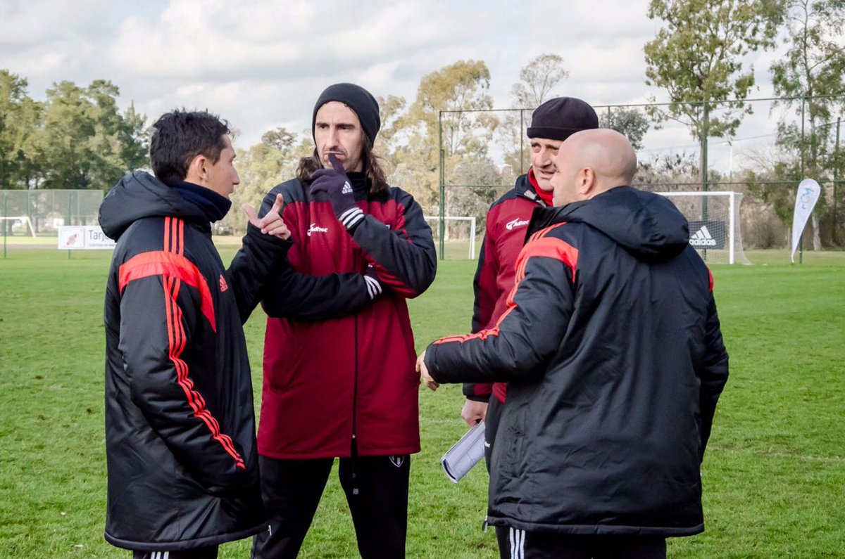 cacc_sde's tweet photo. #PRETEMPORADA imágenes del partido amistoso ante la reserva de #RiverPlate  el jueves pasado en el predio de ezeiza https://t.co/BKN2U4enRD