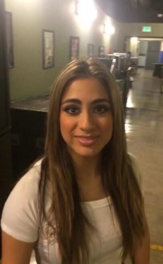 allyflashbacks's tweet image. remember when ally was too short for the door peephole