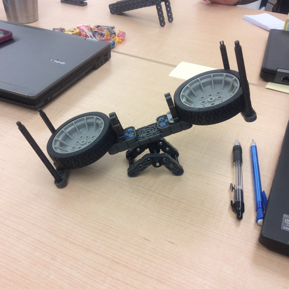 CahoonsKinders's tweet photo. So excited for students @KingElemKnights future! Time to speak our kids language! #pltw #stem #idontjustplayicreate https://t.co/11rZjxjDtu