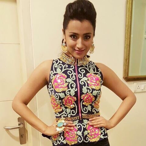 ColHTqKXYAA4JX6?format=jpg&name=small