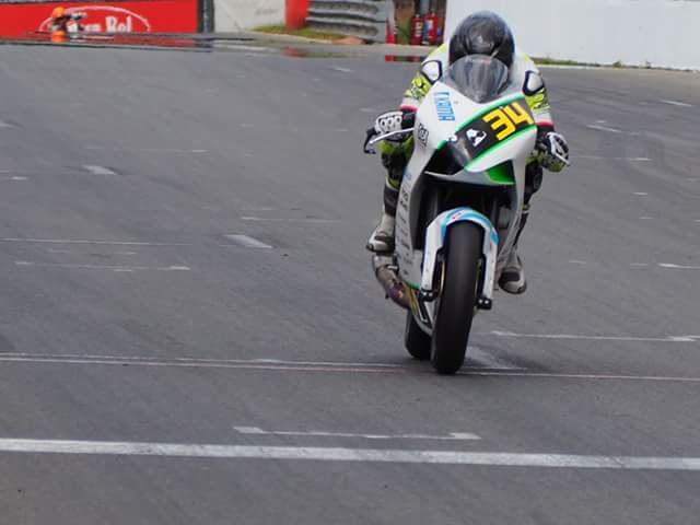 Corazondef1's tweet photo. #SuperMonoEurocup #Schleizer En minutos #Qualy1 para @Eze_Iturrioz34
https://t.co/1Tb9l1EjlB