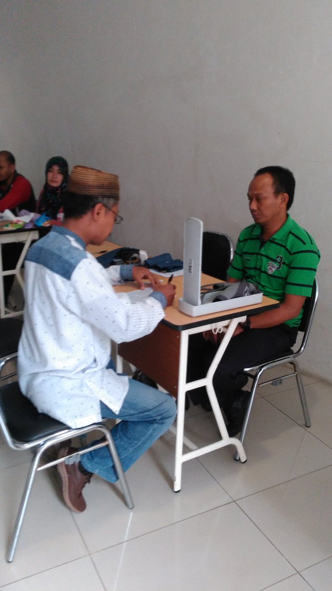 [Live Report] Sedang berlangsung donor darah di Gedung I , yuk datang dan donorkan darahmu😄😄😄