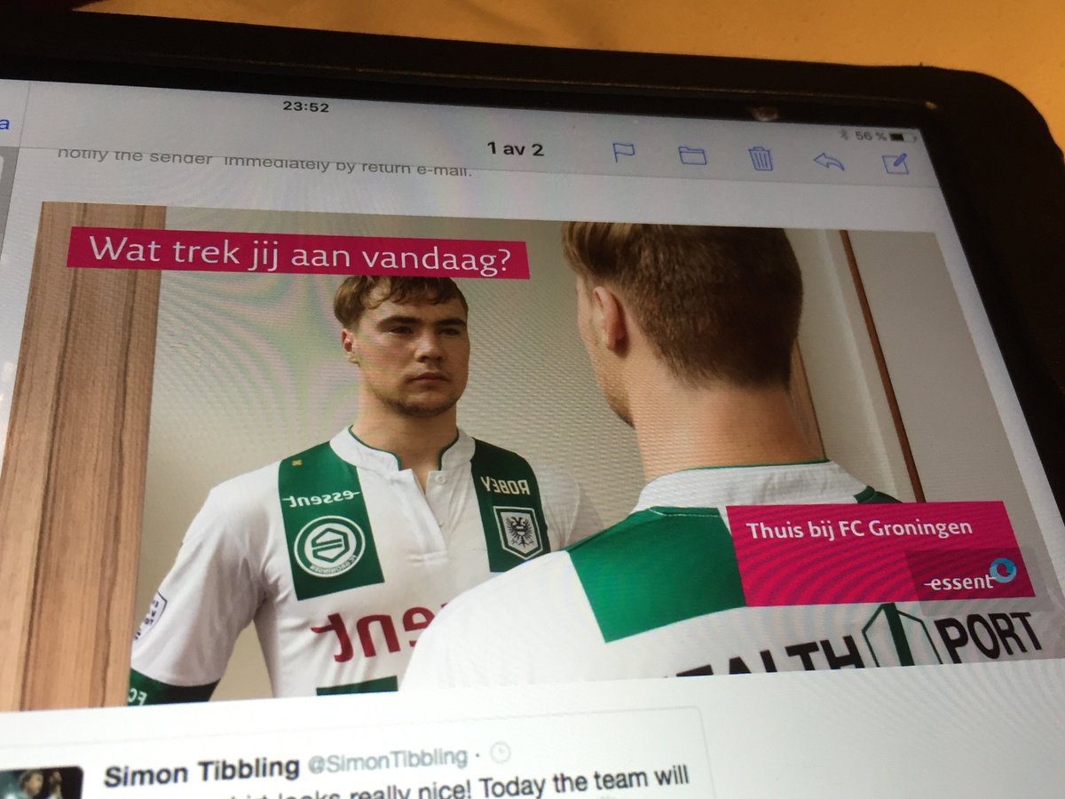 Our new shirt looks really nice ! Today the team will play in the brand new kit for the first time🙌🏻