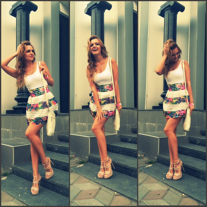 Watch Emily Thorne's leaked NSFW photo on TwXstars