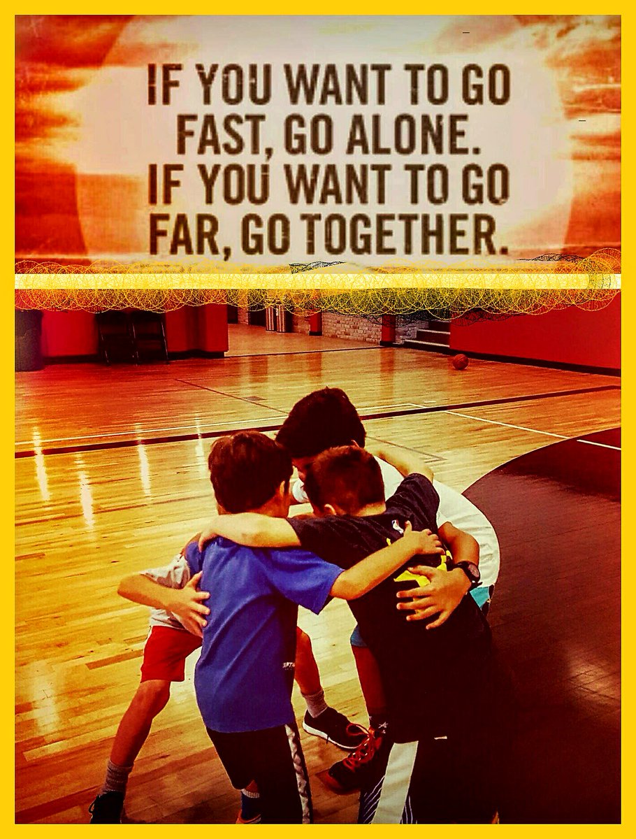 CoachtonePG's tweet photo. TOGETHERNESS
#PlaymakerUniversity https://t.co/88qmI7BfDb