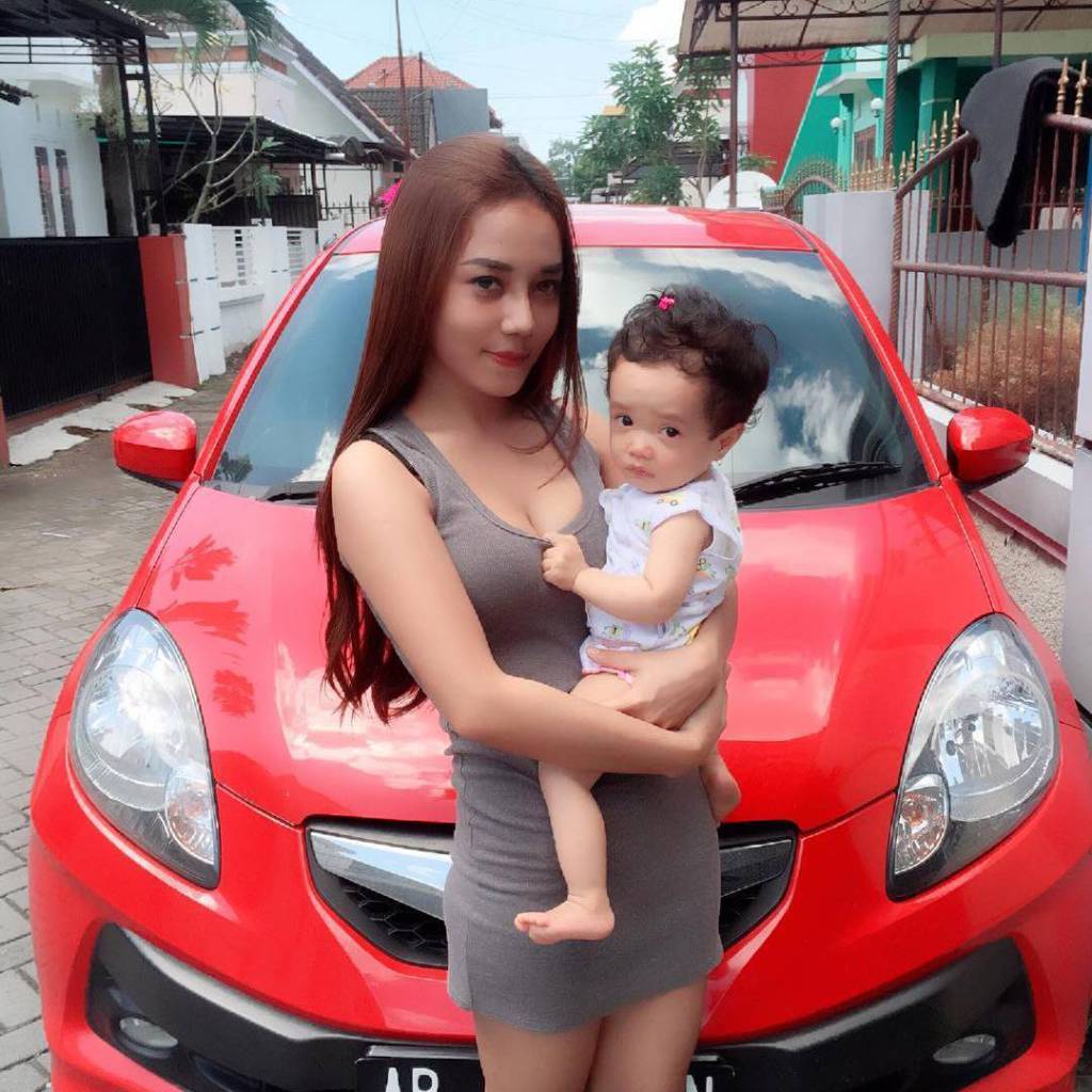 jengkol's tweet photo. [PENGALAMAN CERITA JANDA] SSI TITIN JANDA KEMBANG, DOYAN MAININ K**T*L https://t.co/R9An8vn5e9 https://t.co/YHvBaxtgKZ
