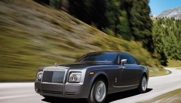 LuxSpeed_ru's tweet photo. Граждане РФ скупают Бентли и Maybach https://t.co/9loSXsm2G5 https://t.co/ugJ0pTXR5k