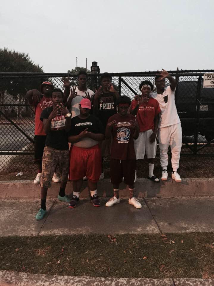 L7Trill's tweet photo. #AWMB #HKV FrontLine Always on GO! https://t.co/D2UDgOxzRw