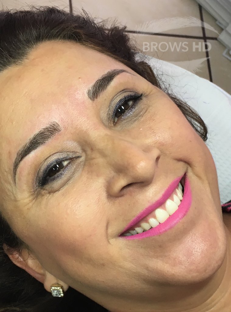 LaGrekaN's tweet photo. Guapísima mi querida clienta con Microblading.
#Microblading #CejasHD #BrowsHD #EspecialistaEnCejas https://t.co/HOW9Z44LHe