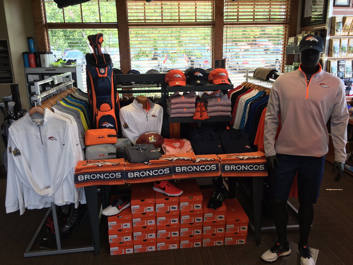 Golf Westminster tweet media