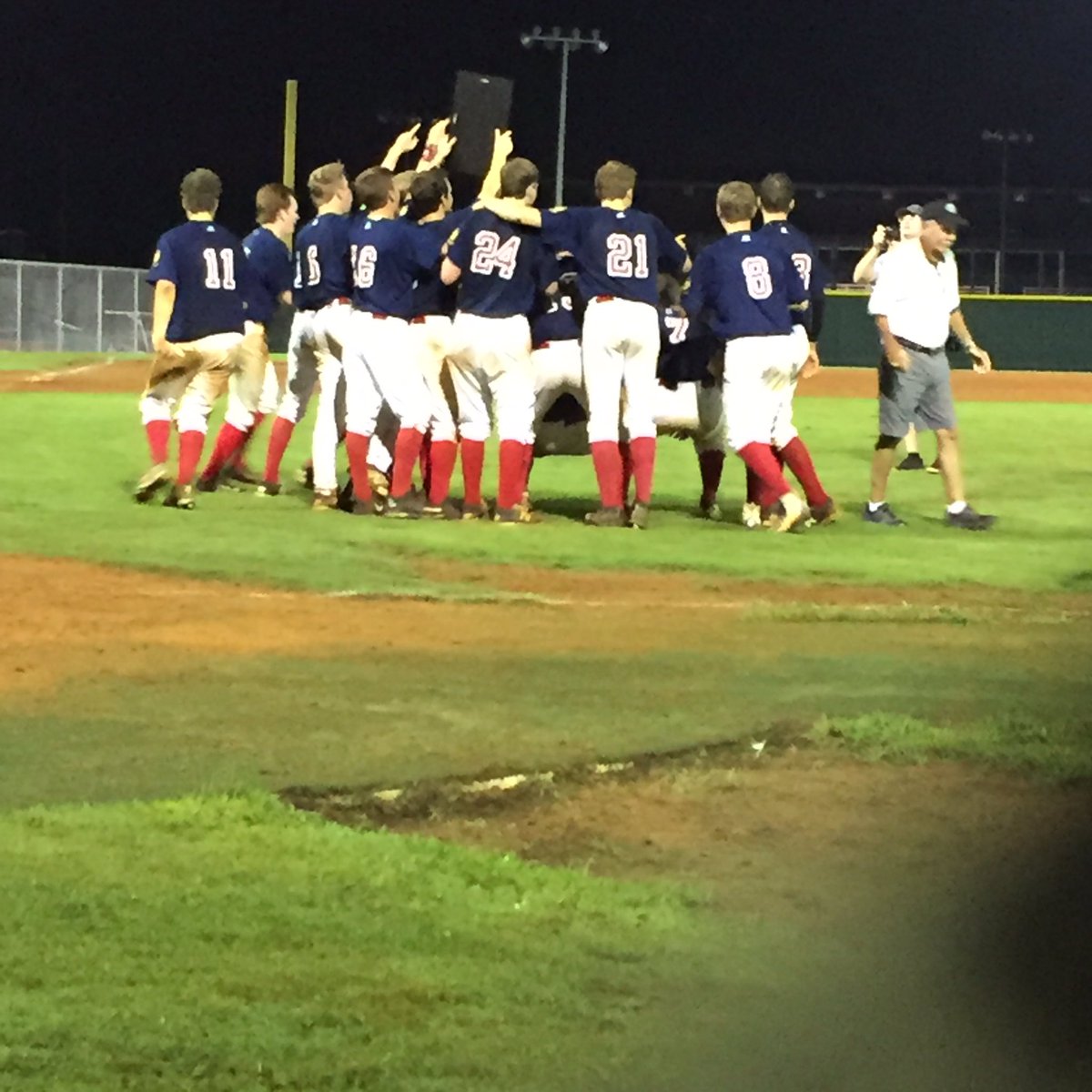sppurdom's tweet photo. @ShelbyLegion wins state https://t.co/smMlzJ2GHG