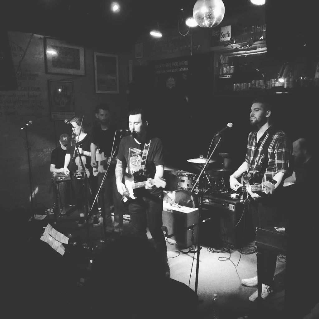 imShaneDavid's tweet photo. @theantiquehearts crushing some #whiskeytown #tribute @ryanadams come hang in Raleigh! @daveydollar @deepsouthent https://t.co/8KT4X7Osp3