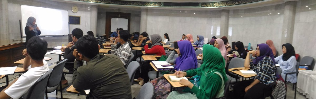 MYNightRISKA's tweet photo. Workshop 1 > script writer with budhita arini
Yg lain masih ditunggu😍😄 https://t.co/Ca1W0oiIqn