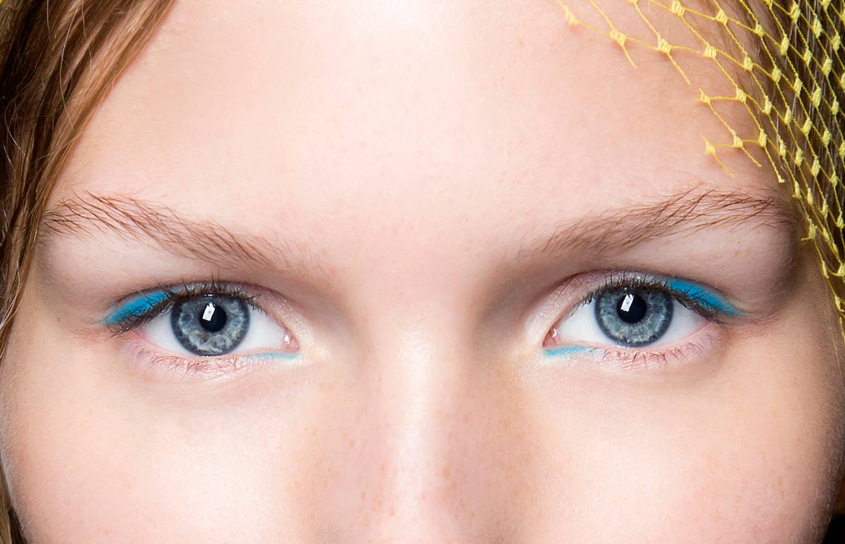 ELLEMexico's tweet photo. ¿Sabes cuál es tu tipo de ojos? te decimos cómo maquillarlos. https://t.co/sMyqNBNuGY https://t.co/hCs76pDOdK